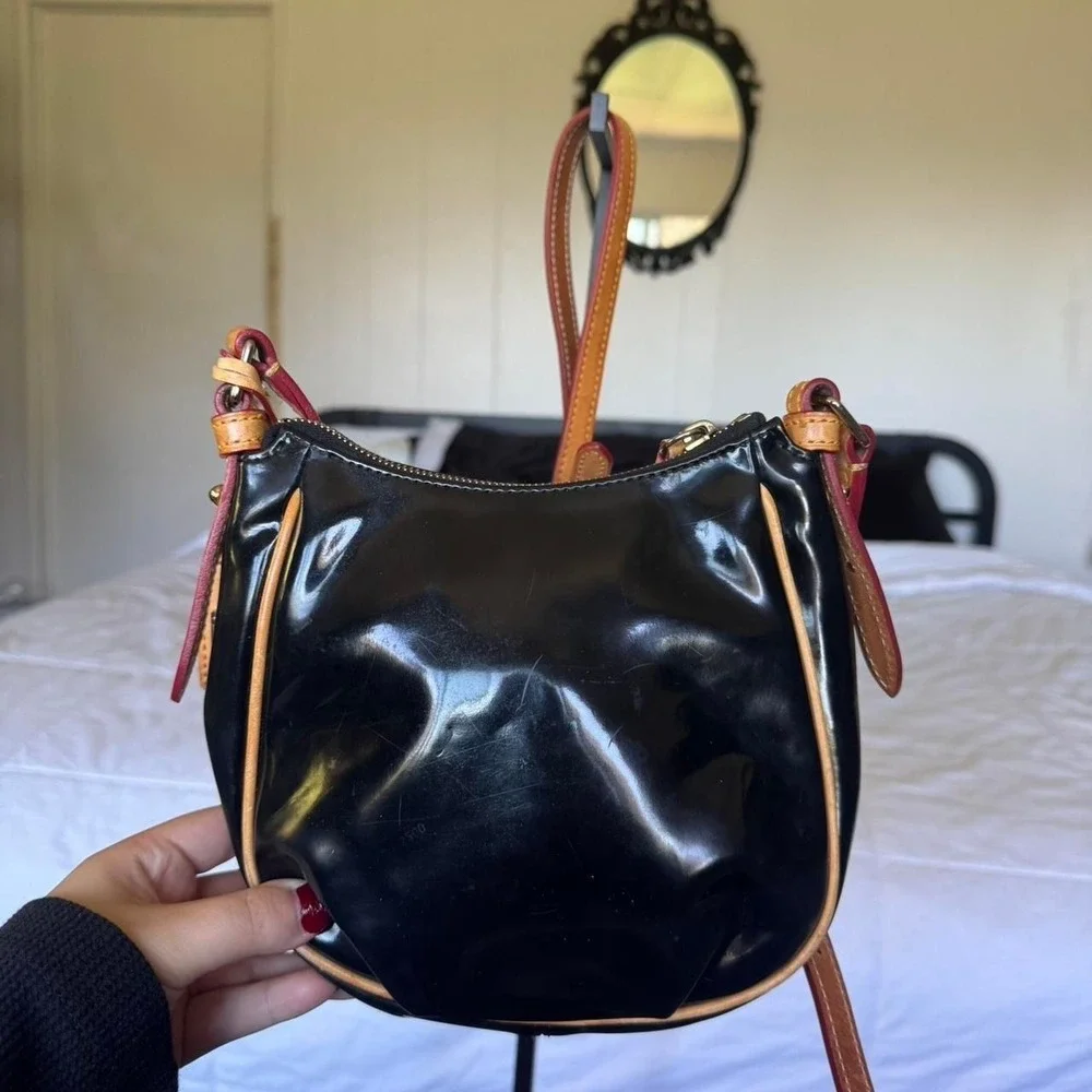 Y2K vintage Dooney & Bourke Mini Margot Crossbody Bag in black patent‎ leather